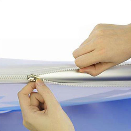 Zipper closure on the fabric graphic